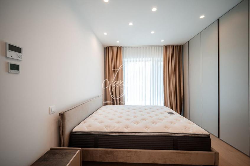 Apartament cu 3 camere semidecomandat, mobilat în Barbu Văcărescu