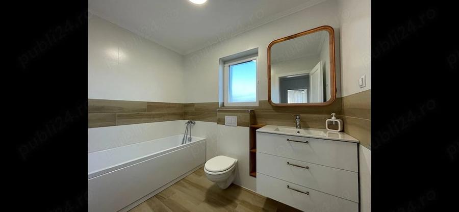 Apartament cu 3 camere decomandat în Borhanci