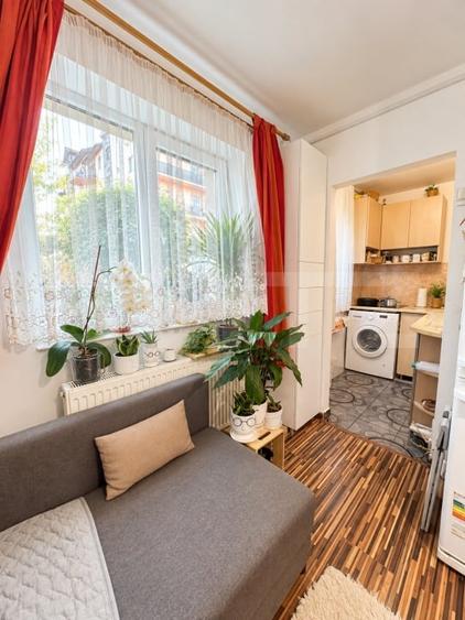 Apartament cu 2 camere semidecomandat, mobilat în Andrei Mureșanu