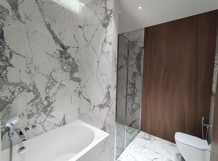 Apartament cu 4 camere în Băneasa