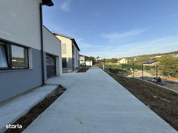 Casa noua P+E cu garaj la 3 minute de Primarie. Pret 169.000 Euro - 4