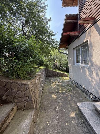 Casă parter+mansarda 80 mp+ teren intravilan 476 mp Sotrile Prahova ! - 33