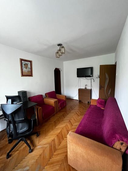 Apartament cu 3 camere în Dumbrăvița