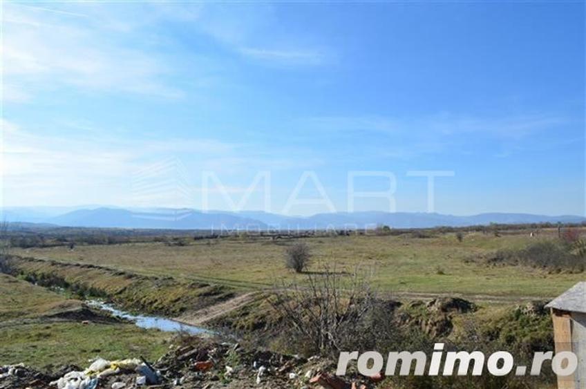 Teren de 6000 mp, în Central