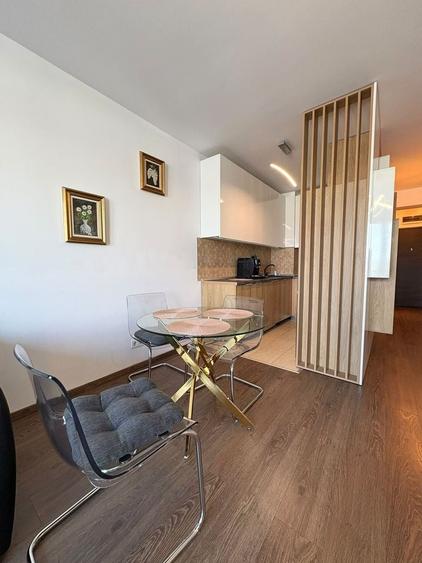 Apartament cu 3 camere în Unirii