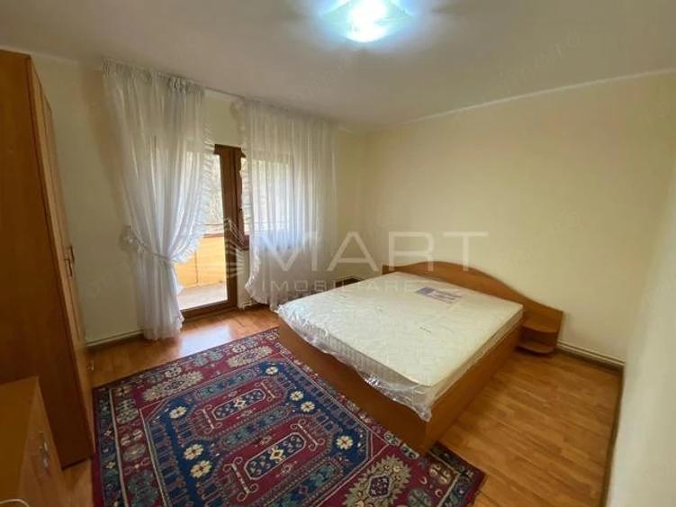 Apartament cu 3 camere decomandat în Județean