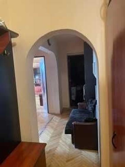 Apartament cu 2 camere decomandat în Dacia
