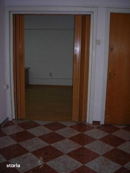 Apartament cu 3 camere în Titan
