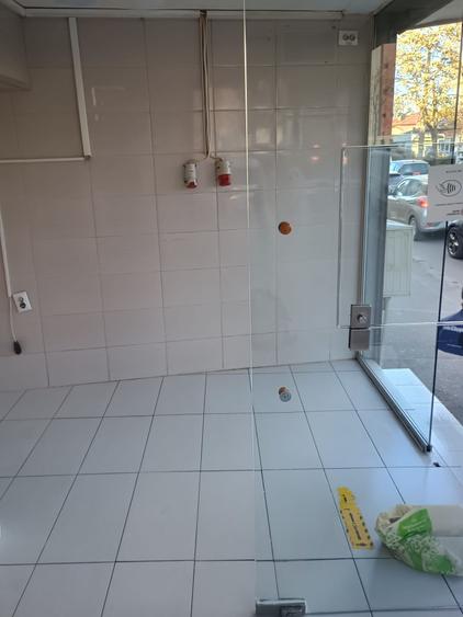 Spațiu comercial, de 15 mp, în 1 Mai