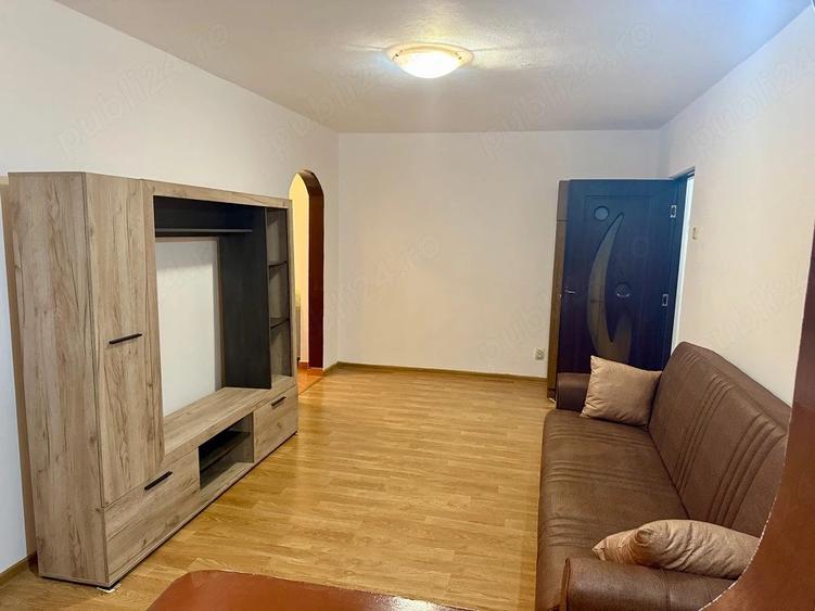 Apartament cu 2 camere semidecomandat în Narcisa