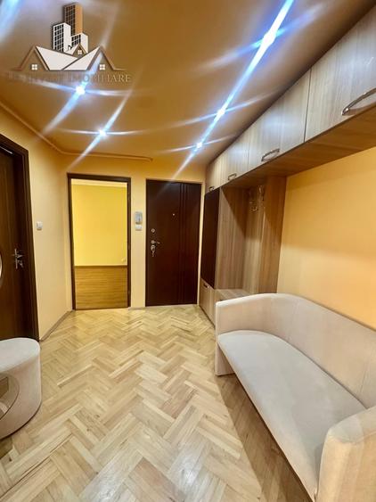 Apartament cu 2 camere decomandat în Soarelui