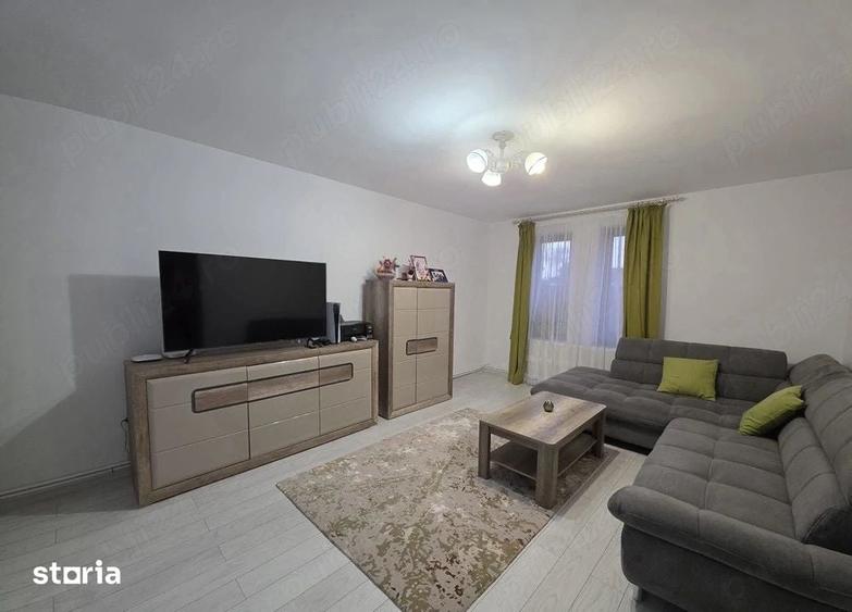 Casă cu 3 camere cu Teren 761 Mp în Moșoaia