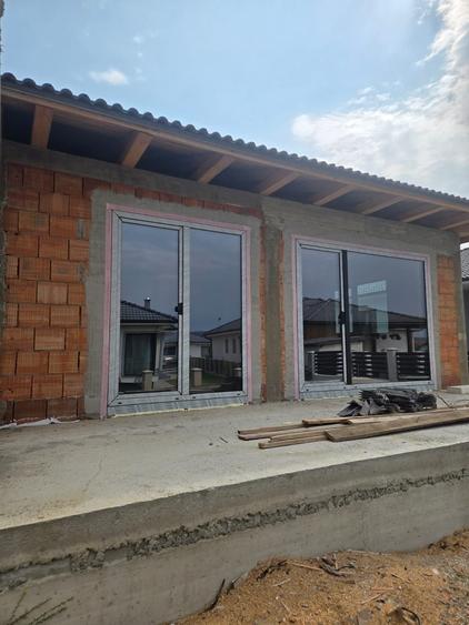 Casă cu 4 camere în Central