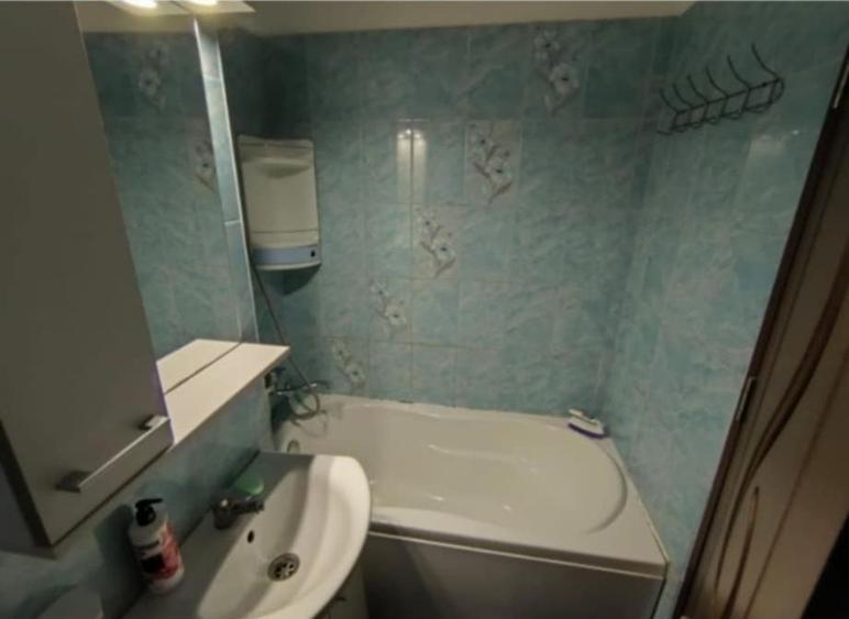 Apartament cu 2 camere decomandat în Zahana