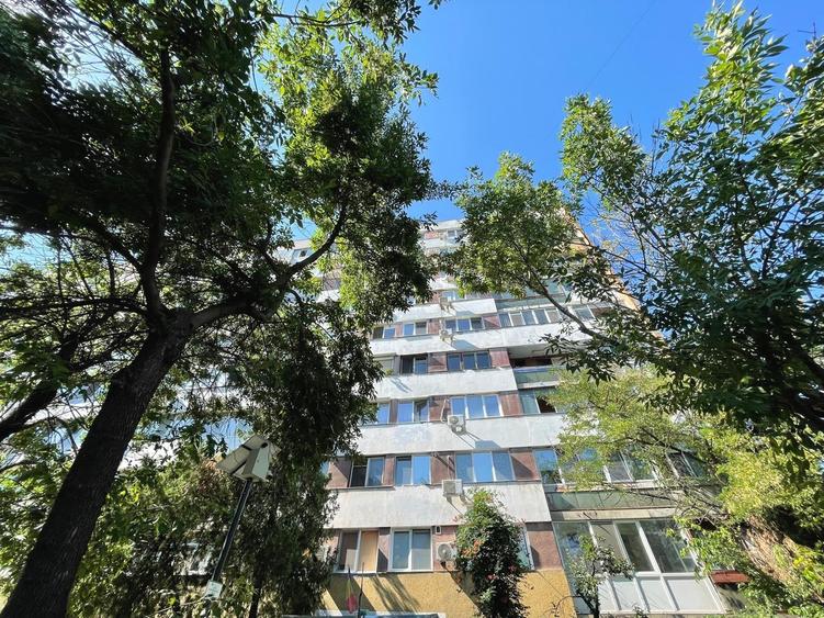 Apartament cu 2 camere semidecomandat în Drumul Taberei