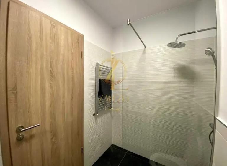 Apartament cu 3 camere semidecomandat, mobilat în Take Ionescu