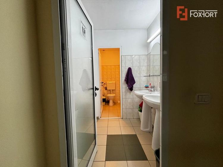 Birou, de 180 mp, în Complex Studențesc