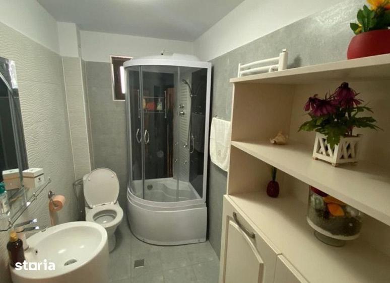 Casă cu 4 camere cu Teren 1200 Mp în Valea Lupului