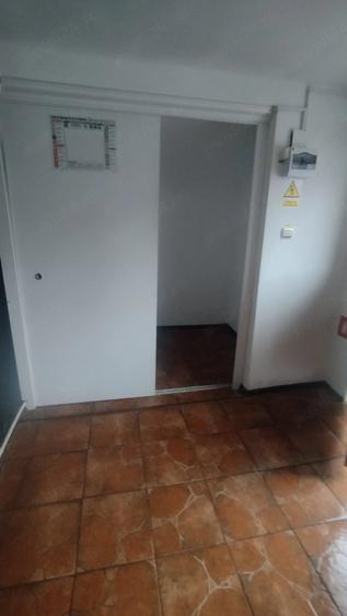 Spațiu comercial, de 14 mp, în Central