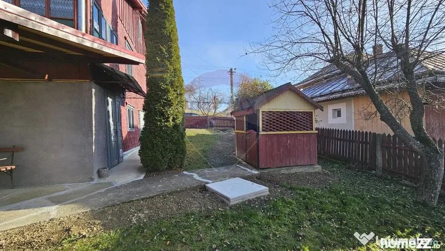 Casă cu 3 camere cu Teren 900 Mp în Cacica