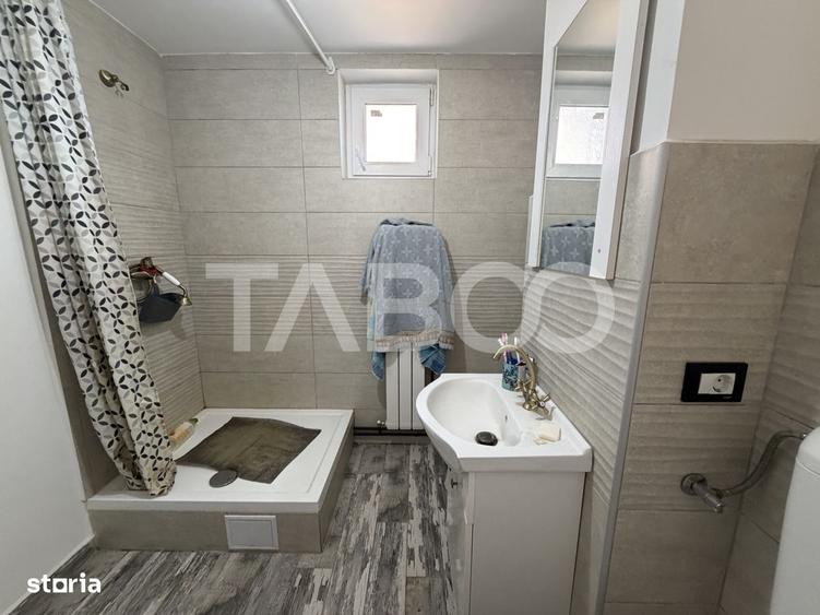 Apartament cu 2 camere decomandat, mobilat în Central