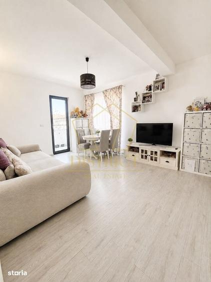 Apartament cu 2 camere si bucatarie inchisa, terasa de 17mp la etajul - 8