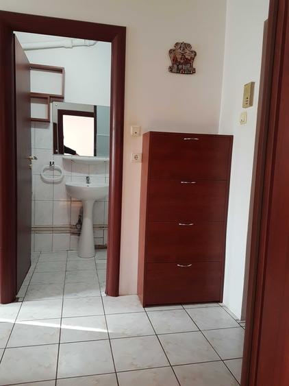 Garsonieră decomandată în Gării