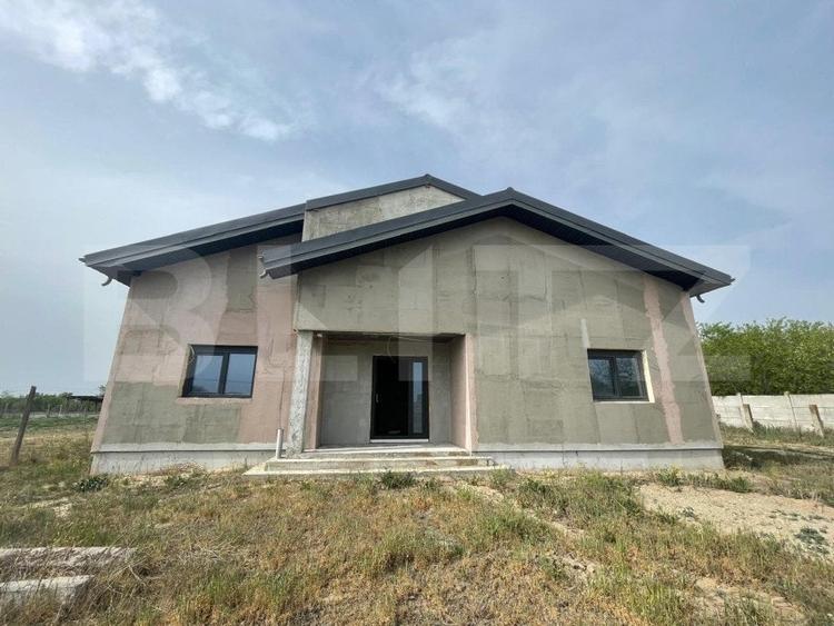 Casa parter + pod, zona școala Malu Mare (sat), teren 2400 mp - 1