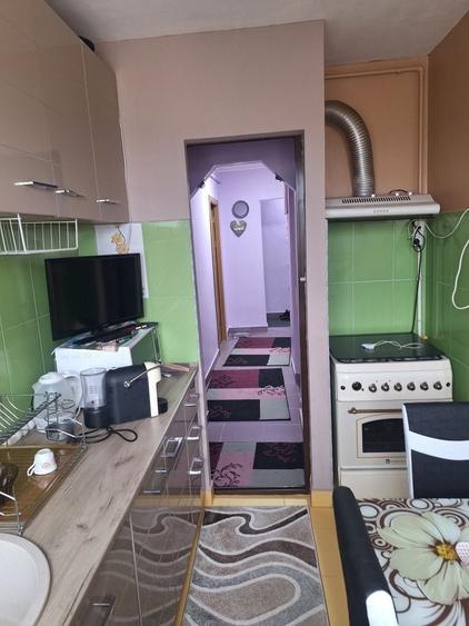 Apartament cu 2 camere decomandat în Radu Negru