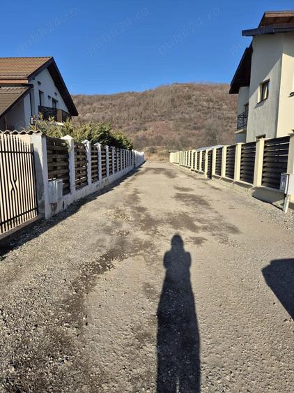 Teren de 3000 mp, în Aninoasa