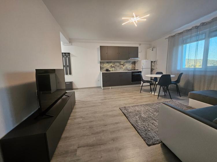 Apartament cu 2 camere decomandat în Ștefănești