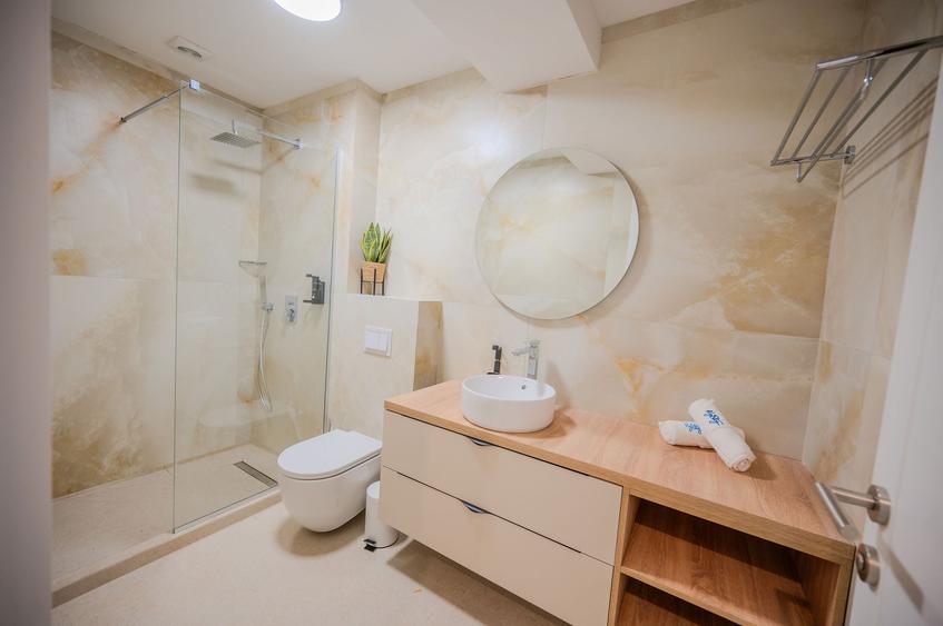 Apartament cu 2 camere decomandat în Mamaia-Sat