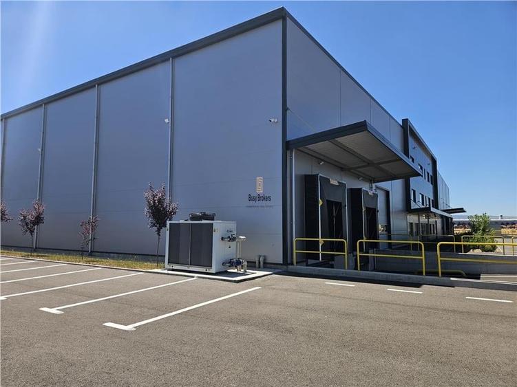 Spațiu industrial, de 2,500 mp, în Vest