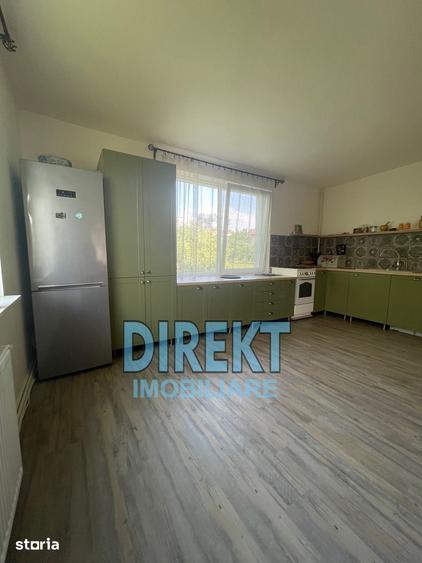 Casă cu 3 camere cu Teren 1000 Mp în Cetății