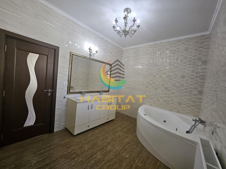Casă individuală cu 5 camere cu Canalizare în Central