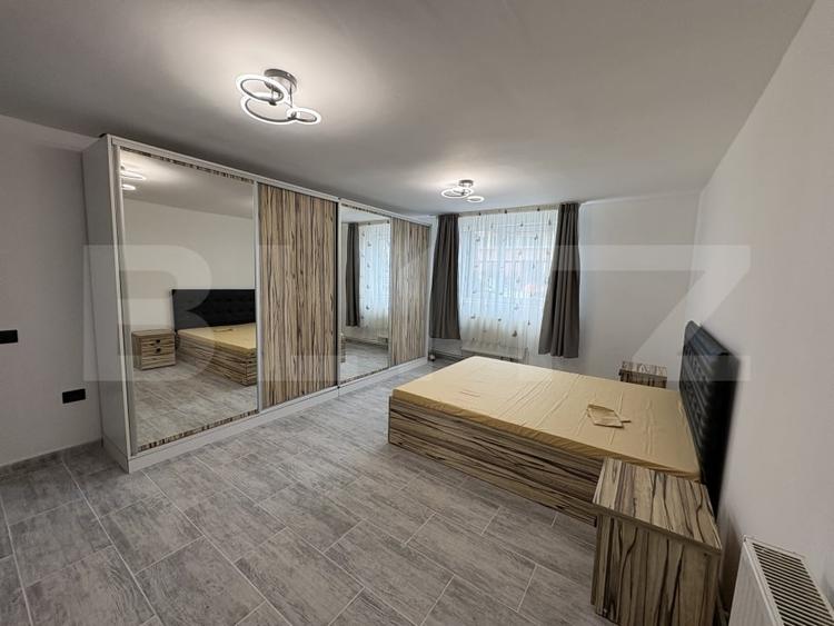 Apartament cu 3 camere decomandat, mobilat în Florești