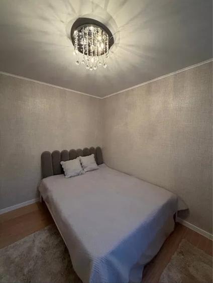 Apartament cu 3 camere decomandat, mobilat în Drumul Taberei