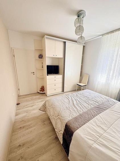 Apartament cu 2 camere decomandat în Central