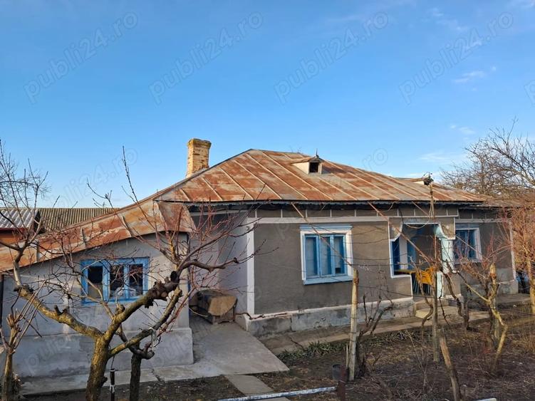 Casă cu Teren 1214 Mp în Beștepe