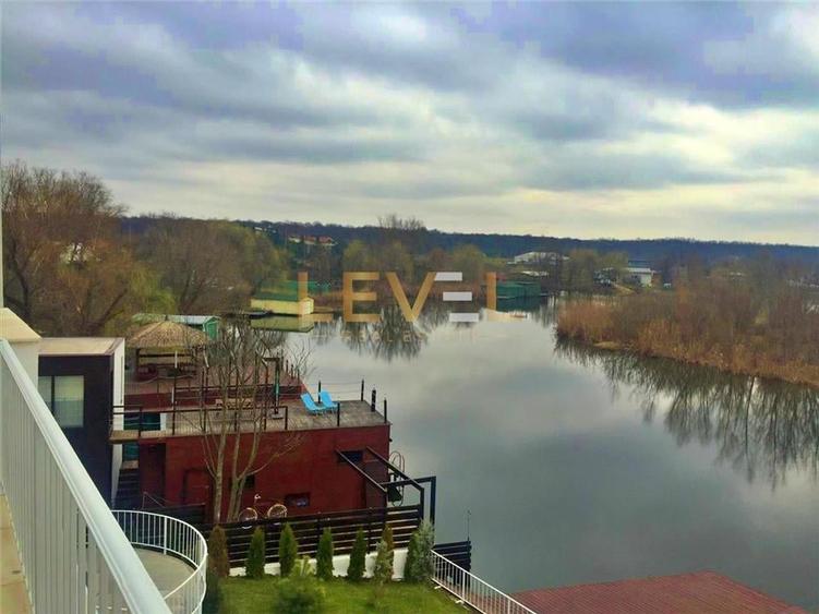 Casă individuală cu 10 camere cu Piscina în Snagov
