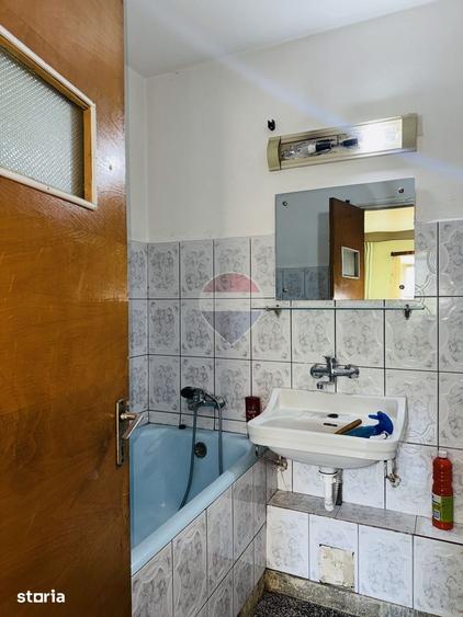 Apartament cu 2 camere în Tei