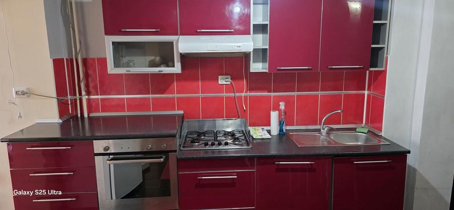 Apartament cu 2 camere semidecomandat în Sârbi