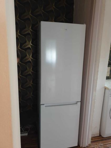 Apartament cu 2 camere semidecomandat în Berceni