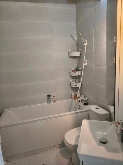 Apartament cu 2 camere decomandat, mobilat în Armeneasca