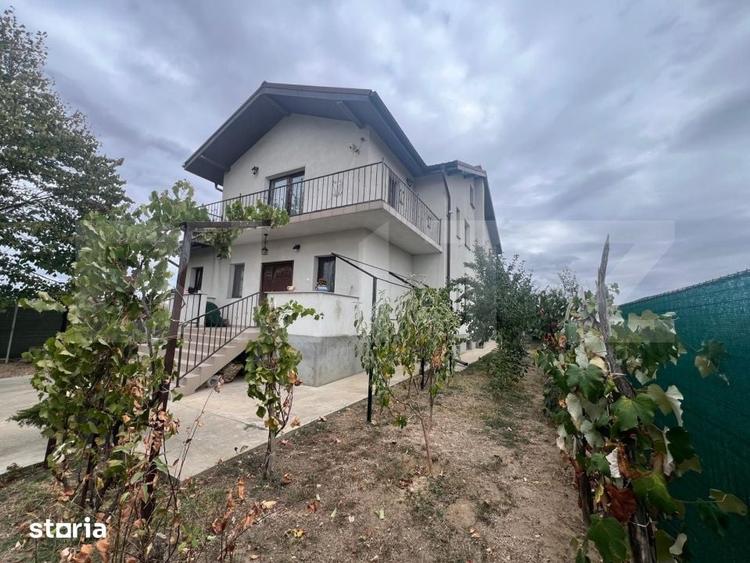 Casă cu 5 camere cu Teren 2501 Mp în Nord