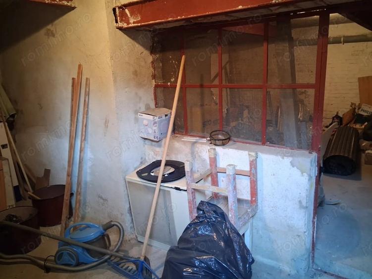 Casă cu Teren 437 Mp în Titulescu