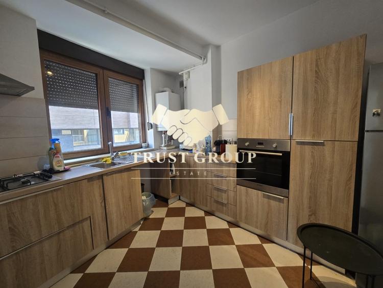 Apartament cu 4 camere decomandat în Floreasca