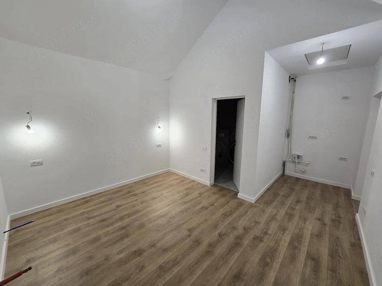 Apartament cu 4 camere decomandat în Zamora