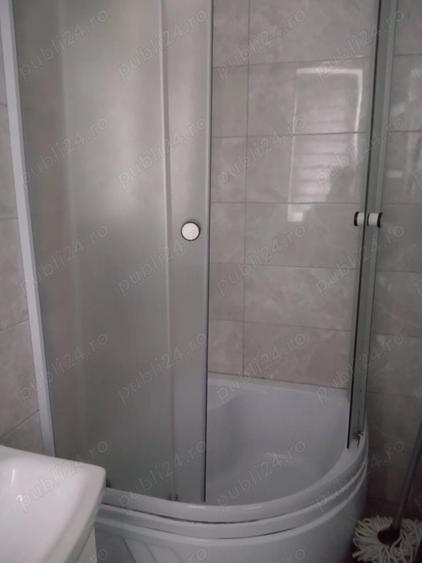 Garsonieră decomandată în Iris