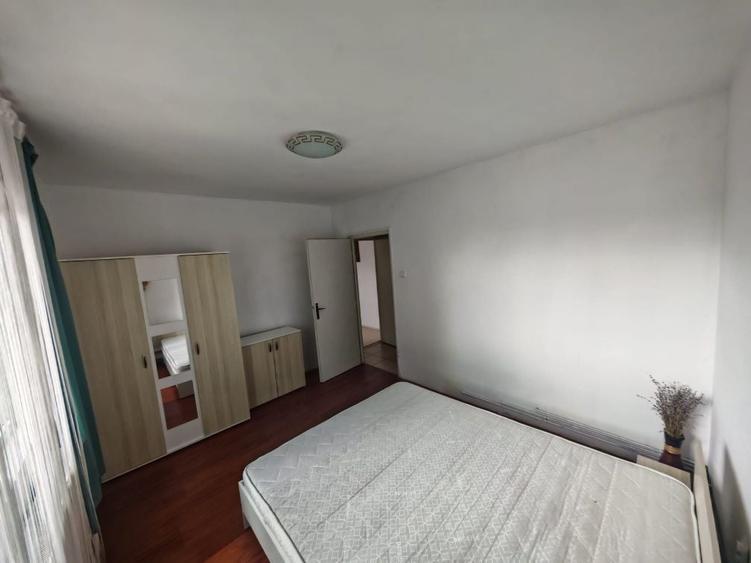 Apartament cu 2 camere semidecomandat în Podgoria